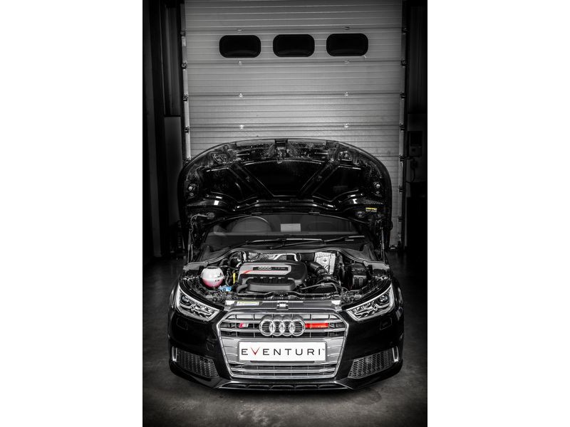 Audi S1 2.0 TFSI Black Carbon intake [18]